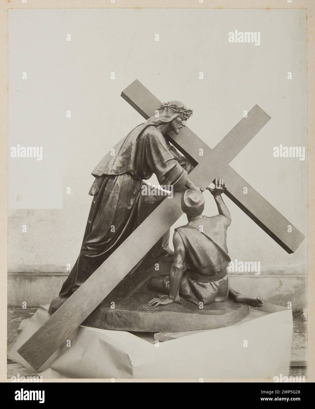 Jésus prend la croix sur ses bras ', le Pie Welo ; approx. 1905 (avant 06.1905) (1904-00-00-1905-00-00) ; a été téléchargé de la Muse du Musée National de Varsovie ; tirage photographique / tirage photographique / tirage à partir de négatif de verre ; produits de W ókien / papier / papier. , Produits de Wzkien / papier / carton ; tirage photographique : hauteur 21,4 cm, largeur 17,4 cm, POD Adka : hauteur 34,9 cm, largeur 24,7 cm ; di 92331/15 MNW ; tous droits réservés.Częstochowa (Śląskie Voivodeship), chemin de croix, Jasna Góra (Częstochowa - Śląskie Voivodeship), Weloński, Pie (1849-1931) - collection, Weloński Banque D'Images