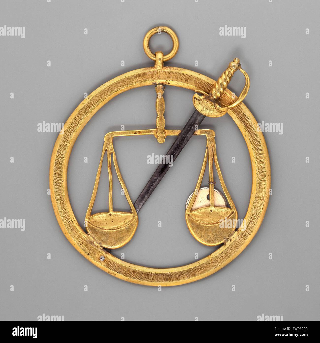 L'insigne « lentement retrouvé » de Lublin, vers 1811, est un bijou maçonnique avec des symboles emblématiques de la franc-maçonnerie. Banque D'Images