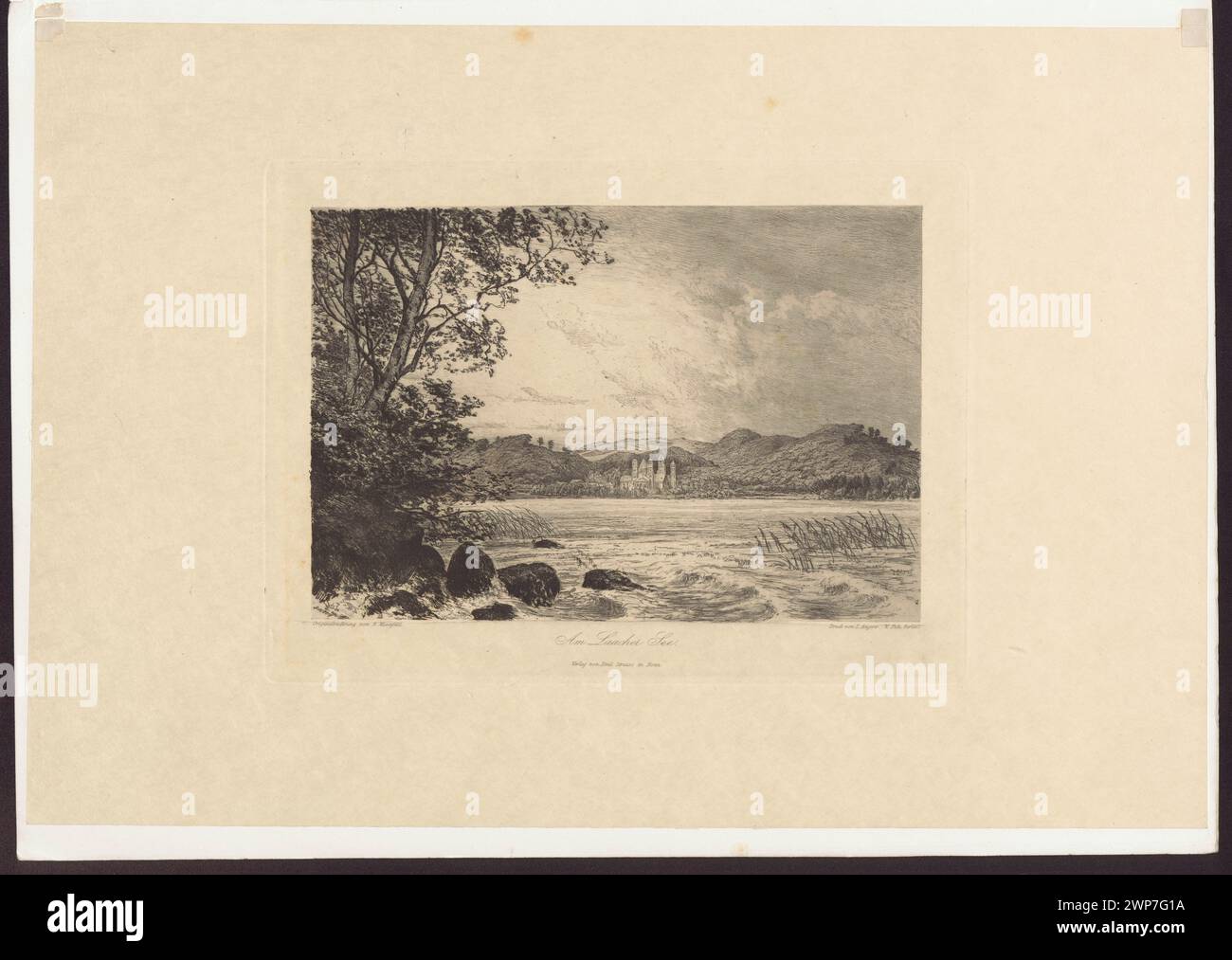 Photographie montrant le lac Laacher See, capturée par Bernhard Mannfeld en 1885, représentant l'eau, le paysage environnant et les caractéristiques naturelles. Banque D'Images