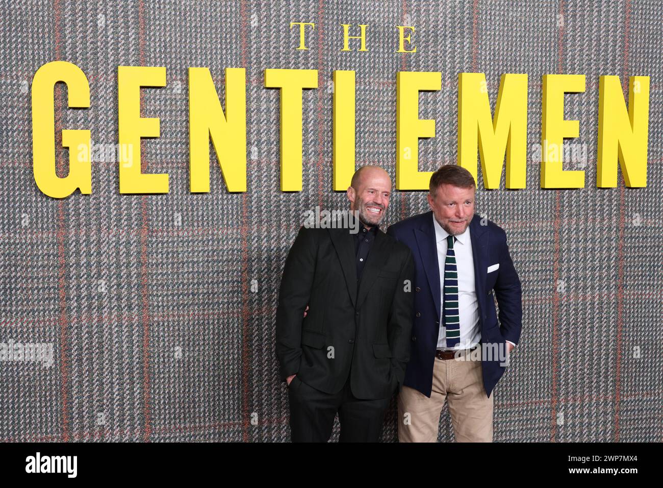 Jason Statham et Guy Ritchie, THE GENTLEMEN UK Series Global Premiere, Theatre Royal, Drury Lane, Londres, Royaume-Uni, 05 mars 2024, photo de Richard Goldsch Banque D'Images