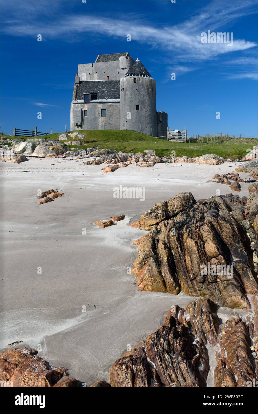 Le vieux château de Breachacha sur l'île des Hébrides intérieures de Coll, en Écosse Banque D'Images