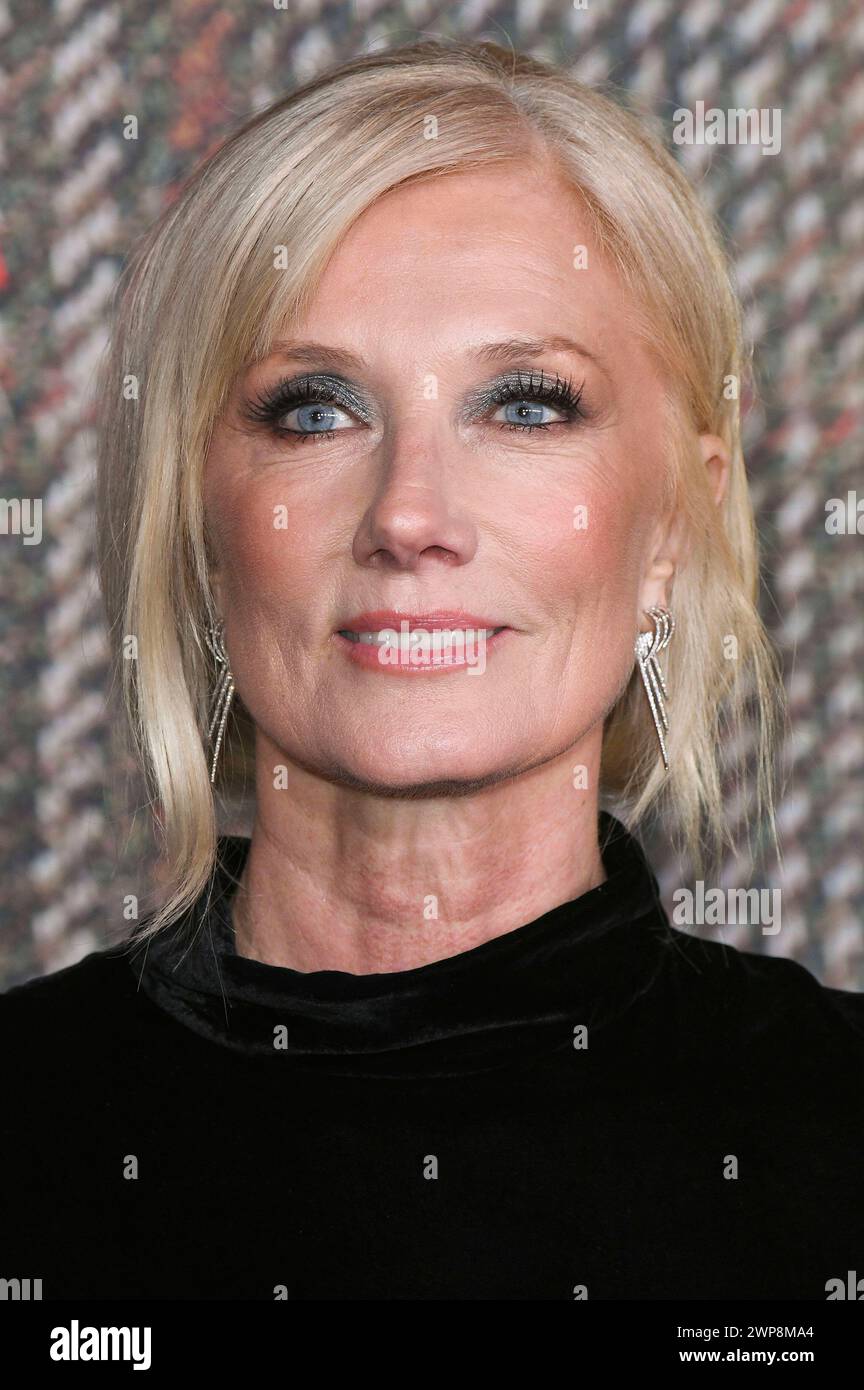 Joely Richardson BEI der Premiere der Netflix-Serie The Gentlemen im Theatre Royal Drury Lane. Londres, 05.03.2024 *** Joely Richardson à la première de la série Netflix The Gentlemen au Theatre Royal Drury Lane Londres, 05 03 2024 Foto:xS.xVasx/xFuturexImagex Gentlemen 4473 Banque D'Images