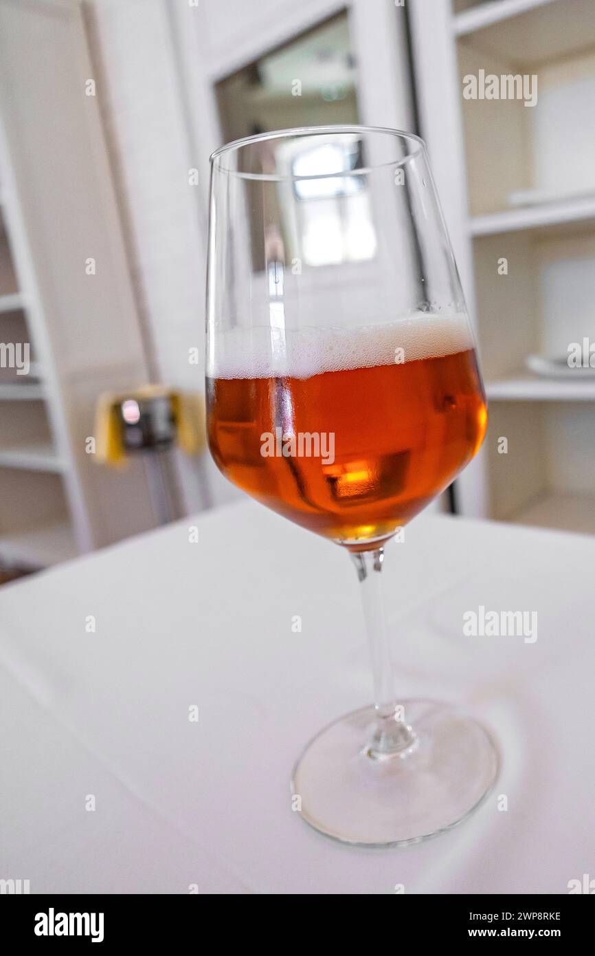Verre à bière au public Bar, Espagne, Europe Banque D'Images