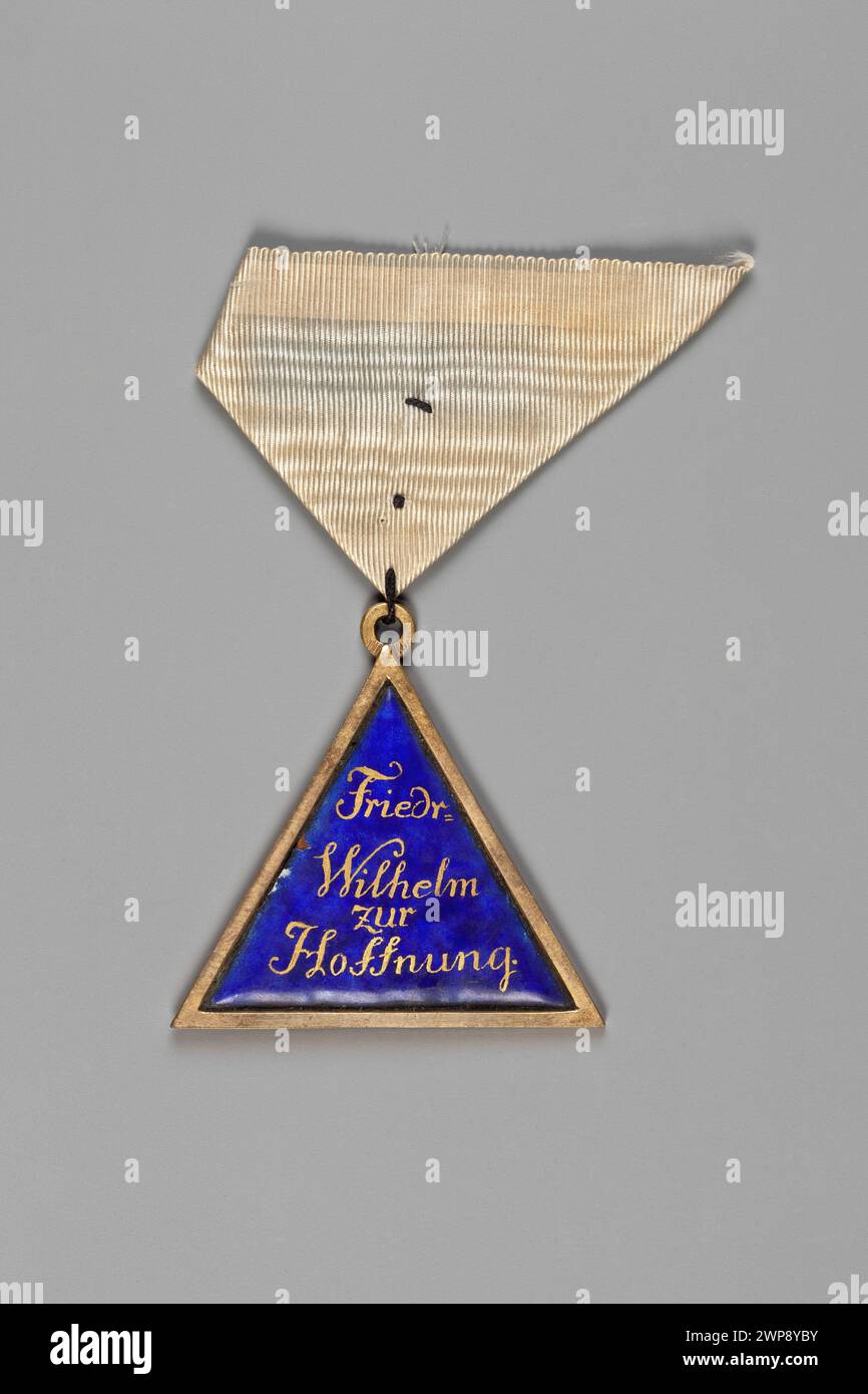 Insigne du début du XIXe siècle de la loge Friedr Wilhelm Zur Hoffnung à Choszczno, arborant l'emblème du triangle maçonnique et lié aux loges de franc-maçonnerie à Arnswalde. Banque D'Images