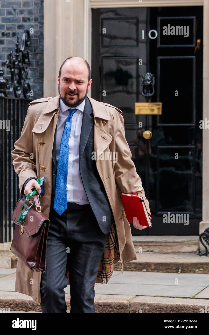 Downing Street, Londres, Royaume-Uni. 6 mars 2024. Richard Holden, député et président du Parti conservateur, assiste à la réunion hebdomadaire du Cabinet au 10 Downing Street. Photo par Amanda Rose/Alamy Live News Banque D'Images