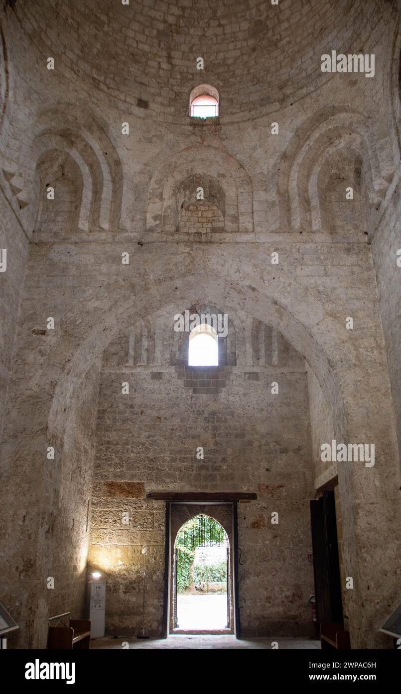 L'église arabe normande de San Giovanni degli Eremiti à Palerme, Sicile, Italie Banque D'Images