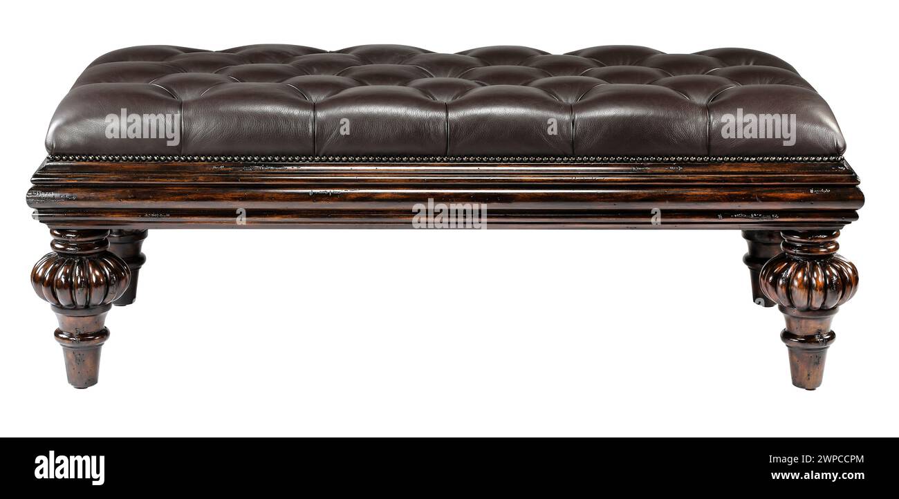 Banquette noire rembourrée en cuir avec chemin de coupe. Banque D'Images Banquette noire rembourrée en cuir avec chemin de coupe. Banque D'Images