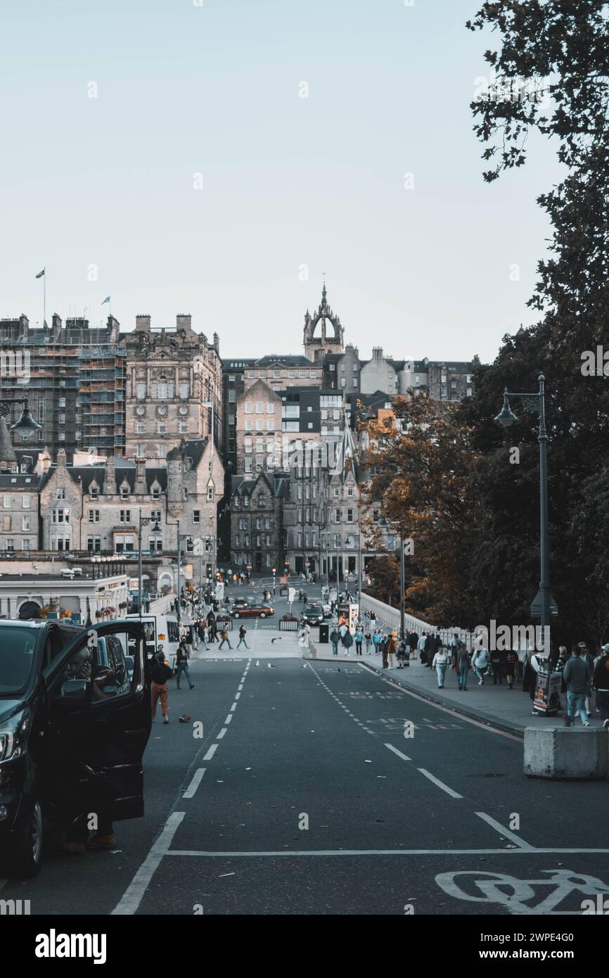 Une rue principale d'Édimbourg. Banque D'Images