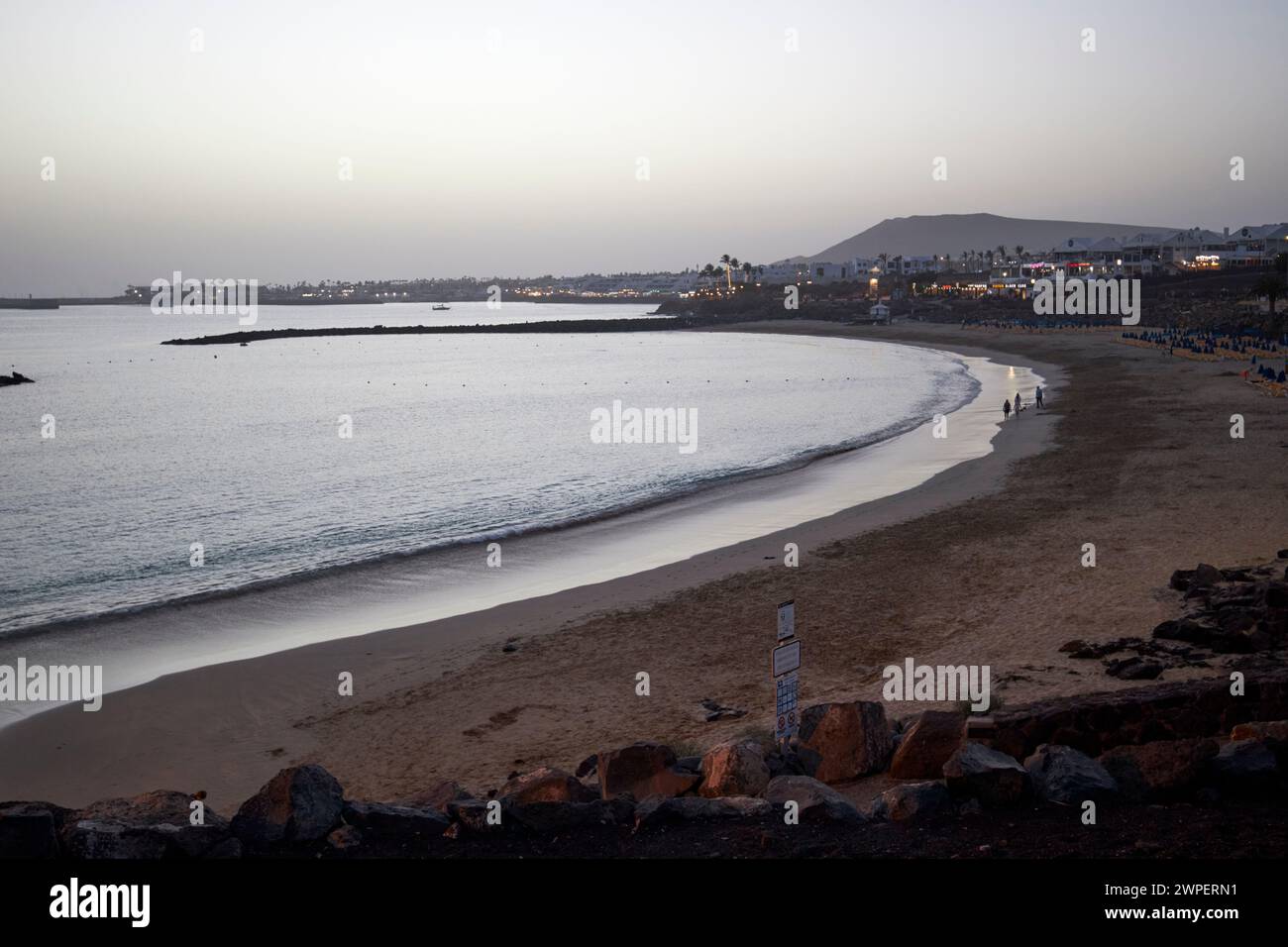 playa dorada après le coucher du soleil playa blanca, Lanzarote, Îles Canaries, espagne Banque D'Images