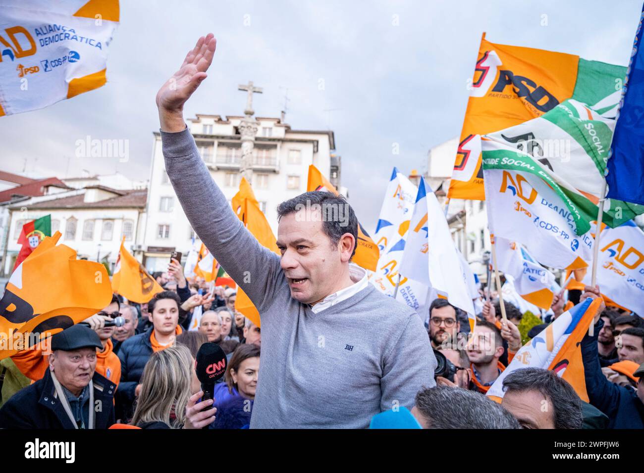 Bragança, 04/03/2024 - le rallye Aliança Democrática à Bragança a eu lieu cet après-midi, avec Luís Montenegro, Nuno Melo et Hernâni Dinis Venâncio Dias crédit : Atlantico Press/Alamy Live News Banque D'Images