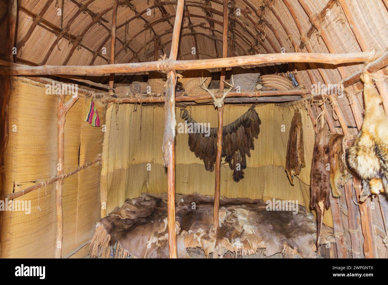Village amérindien de Jamestown Settlement Musée d'histoire vivante dans le Colonial National Historical Park en Virginie. Banque D'Images