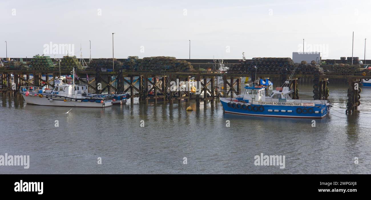 Bateau de pêche dans le port de Bridlington dans le Yorkshire Banque D'Images