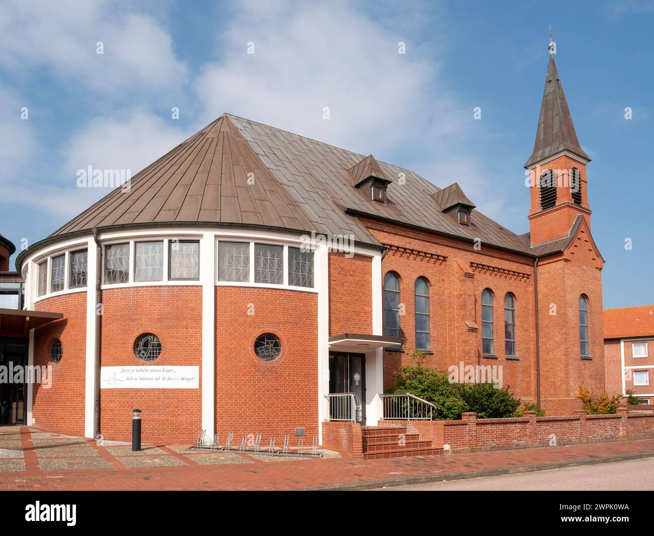 Église catholique des Saints Archanges sur l'île de Frise orientale Juist, basse-Saxe, Allemagne Banque D'Images