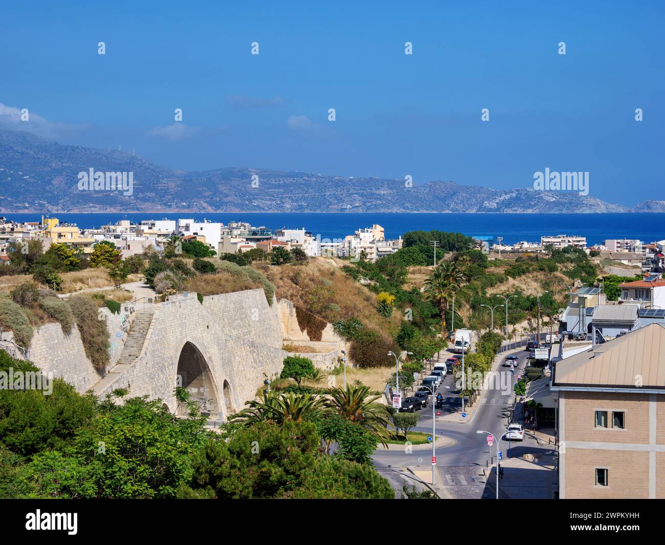 Porte de Bethléem, vue surélevée, ville d'Héraklion, Crète, Îles grecques, Grèce, Europe Banque D'Images