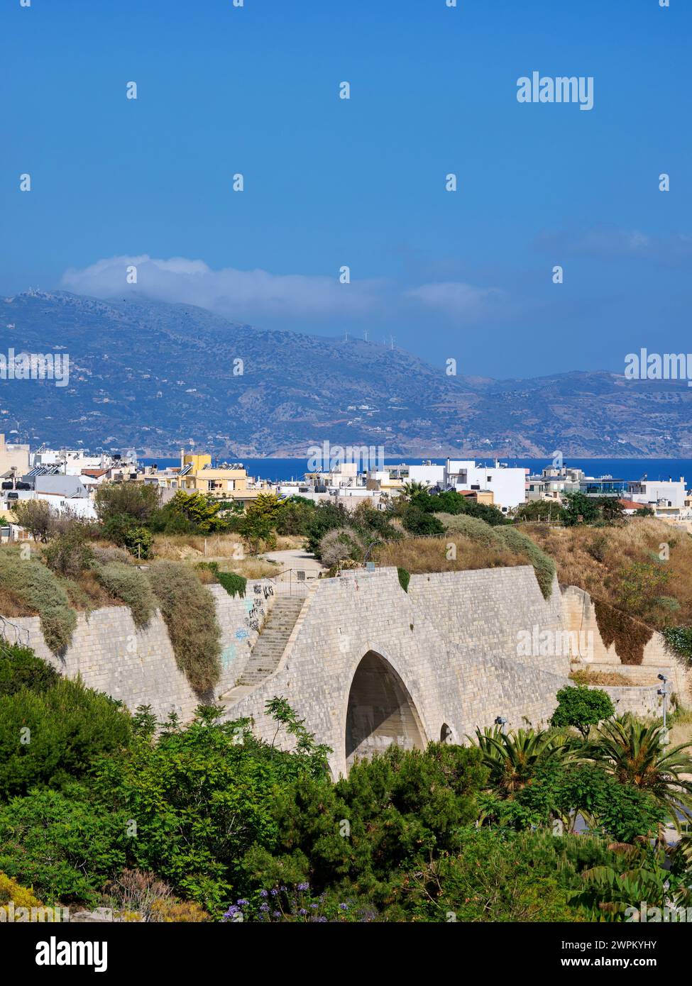 Porte de Bethléem, vue surélevée, ville d'Héraklion, Crète, Îles grecques, Grèce, Europe Banque D'Images