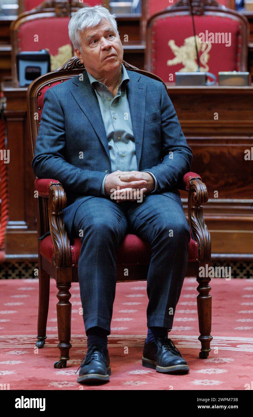Bruxelles, Belgique. 08 mars 2024. Le sénateur de Vooruit, Bert Anciaux, photographié lors d'une cérémonie en l'honneur des membres de longue date du Sénat, à la suite de la session plénière du Sénat au parlement fédéral, à Bruxelles, vendredi 08 mars 2024. BELGA PHOTO BENOIT DOPPAGNE crédit : Belga News Agency/Alamy Live News Banque D'Images