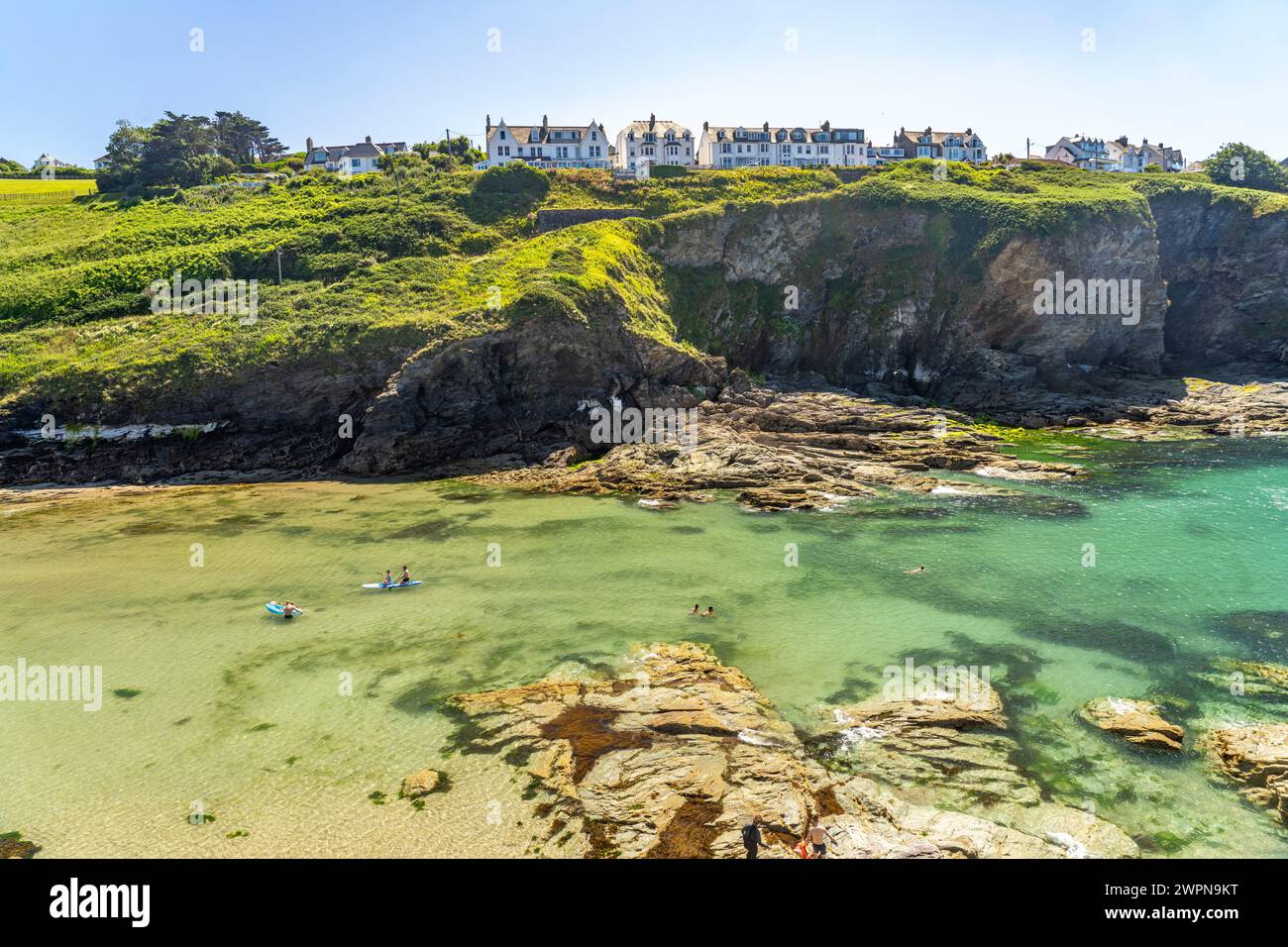 Plage de Port Gaverne près de Port Isaac, Cornouailles, Angleterre, Grande-Bretagne, Europe Banque D'Images