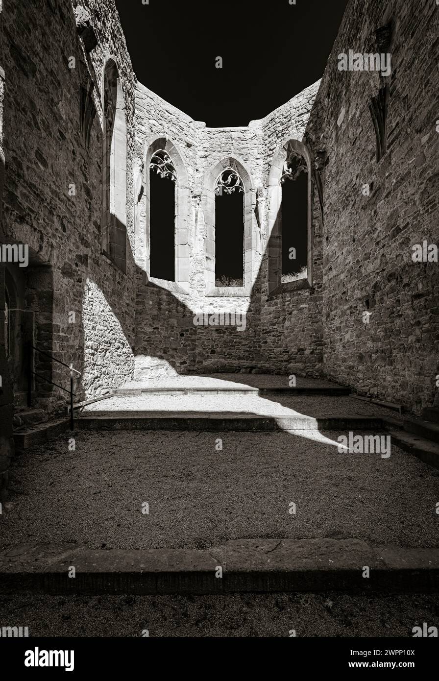 Église gothique tardive de Beller près d'Eckelsheim en Rhénanie, point de repère pour les randonneurs et les motards, Rhénanie-Palatinat, Allemagne Banque D'Images Église gothique tardive de Beller près d'Eckelsheim en Rhénanie, point de repère pour les randonneurs et les motards, Rhénanie-Palatinat, Allemagne Banque D'Images