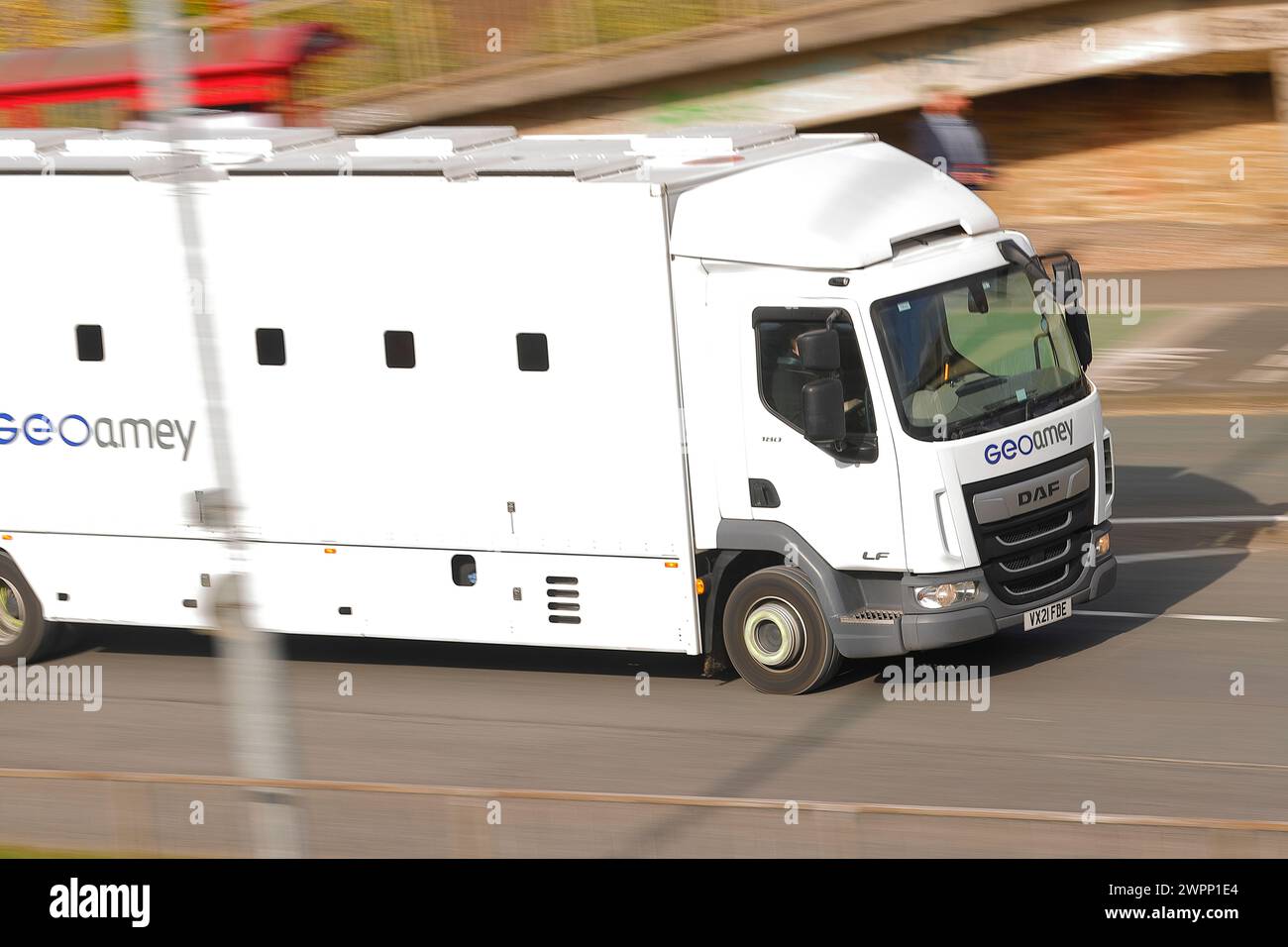 Le service pénitentiaire GEO Amey escorte les prisonniers du HMP Armley à Leeds, West Yorkshire, Royaume-Uni Banque D'Images