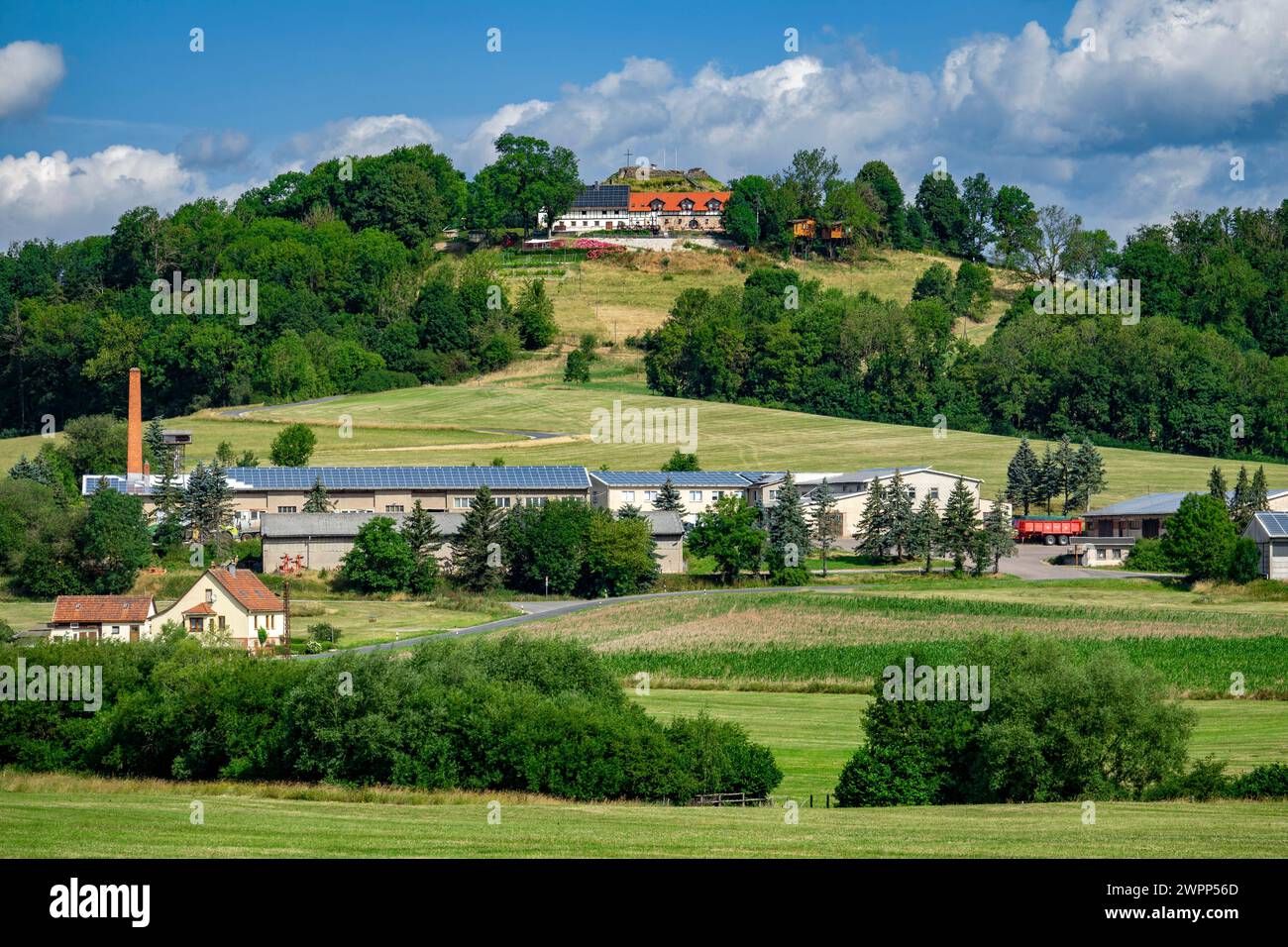 Les ruines du château de Schaumburg, également connu sous le nom de Schaumberg, sont situées à l'ouest de Schalkau (quartier de Sonneberg) en Thuringe. C'était le siège ancestral de la noble famille Schaumberg. Banque D'Images