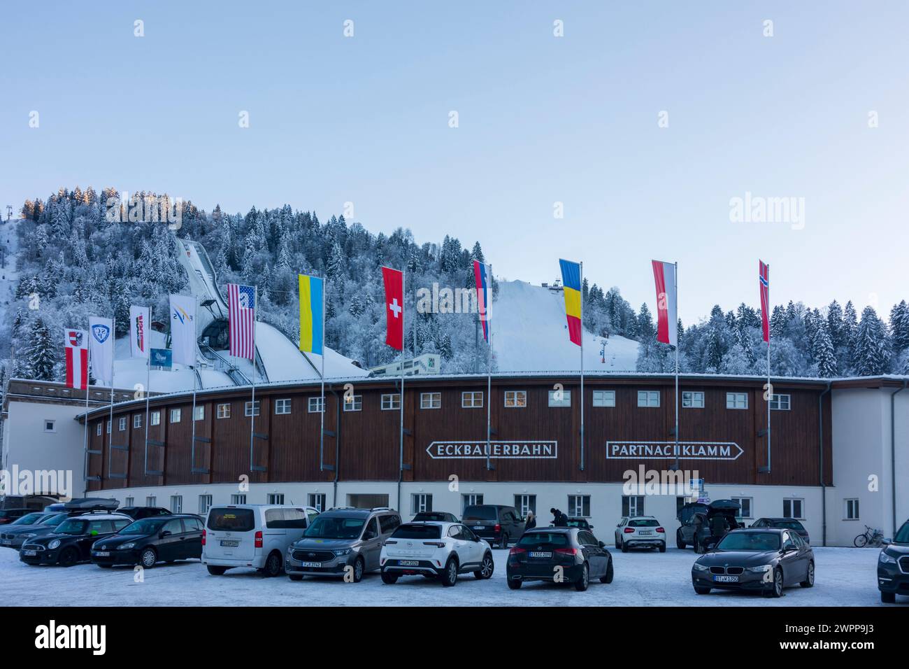 Garmisch-Partenkirchen, stade olympique de ski, Große Olympiaschanze (Grande colline olympique), neige, haute-Bavière, région de Zugspitz, Bavière, Allemagne Banque D'Images