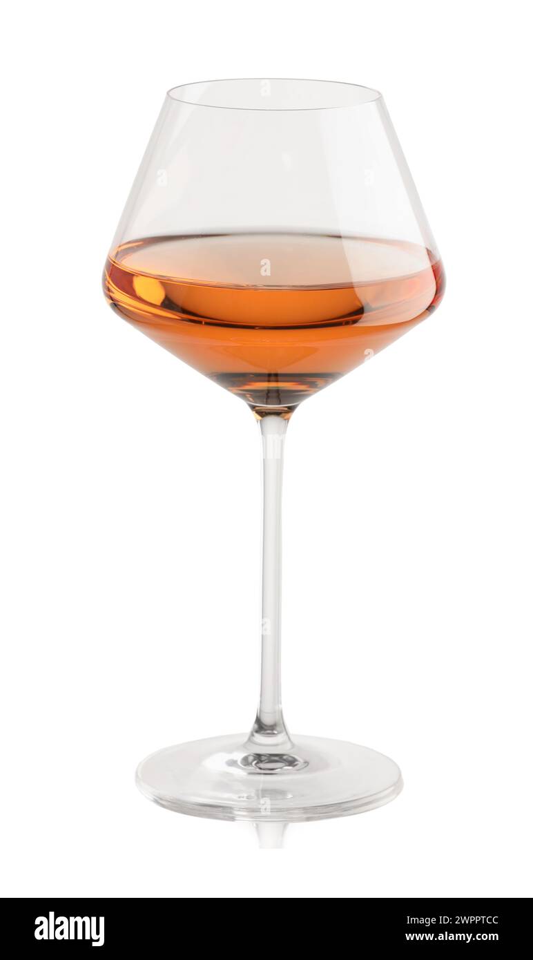 Vin rose en verre isolé sur blanc Banque D'Images