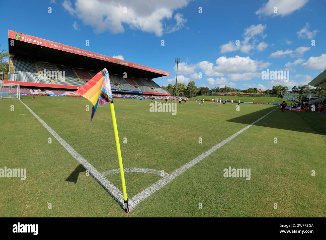 Brisbane, Australie, le 9 mars 2024 : les Australian Professional Leagues (APL) continuent leurs célébrations de fierté lors du match de Liberty A League entre Brisbane Roar et Central Coast Mariners FC au stade Ballymore (Promediapix/SPP) crédit : SPP Sport Press photo. /Alamy Live News Banque D'Images