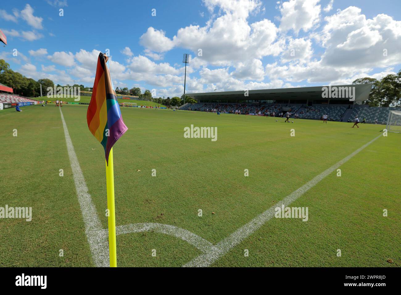 Brisbane, Australie, le 9 mars 2024 : les Australian Professional Leagues (APL) continuent leurs célébrations de fierté lors du match de Liberty A League entre Brisbane Roar et Central Coast Mariners FC au stade Ballymore (Promediapix/SPP) crédit : SPP Sport Press photo. /Alamy Live News Banque D'Images