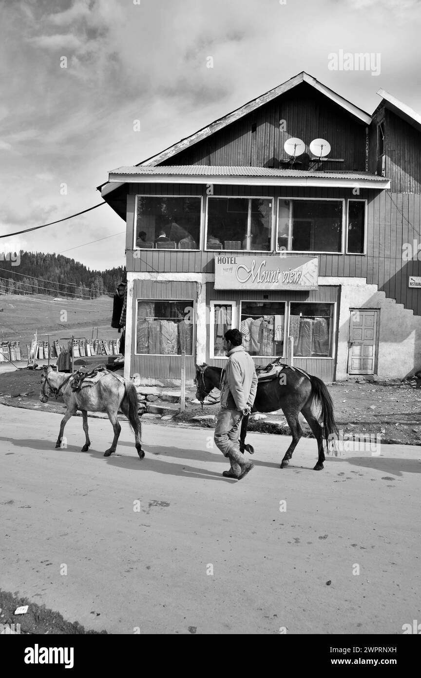 Hôtel Mount View, Gulmarg, Baramulla, Cachemire, Jammu-et-Cachemire, Inde, Asie Banque D'Images