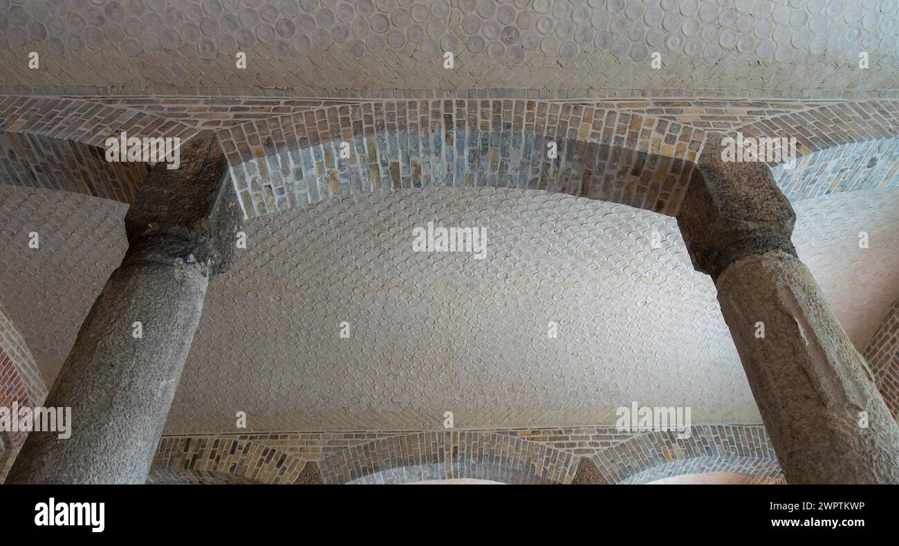 Structure de plafond dans la voûte de cave, Neues Museum, Museum Island Berlin, Allemagne Banque D'Images