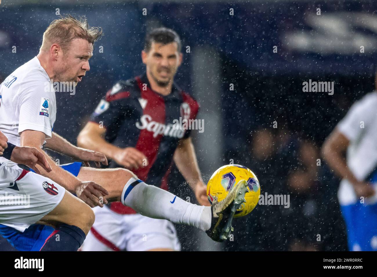 Davy Klaassen (Inter) lors de la série A italienne match entre Bologna 0-1 Inter au stade Renato Dall Ara le 9 mars 2024 à Bologne, Italie. (Photo de Maurizio Borsari/AFLO) Banque D'Images