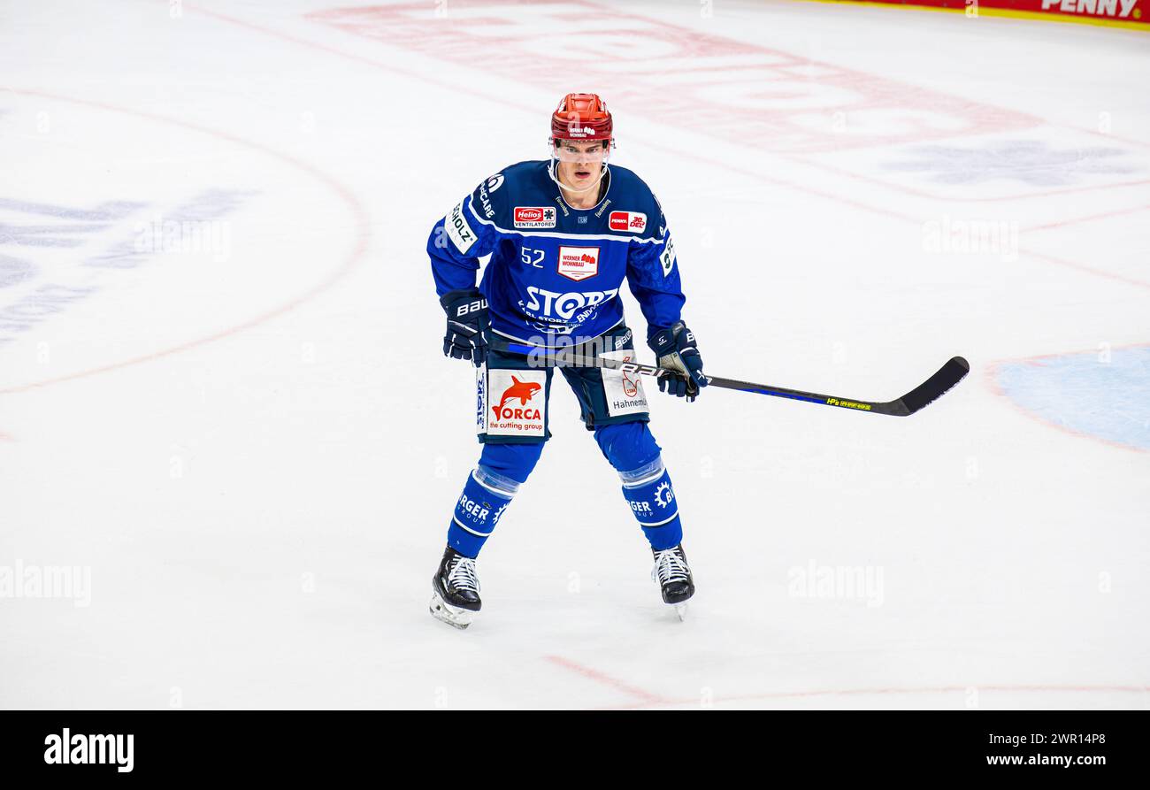 #52 Johannes Huss, Verteidiger Schwenninger Wild Wings.. (Villingen-Schwenningen, Allemagne, 29.10.2023) Banque D'Images