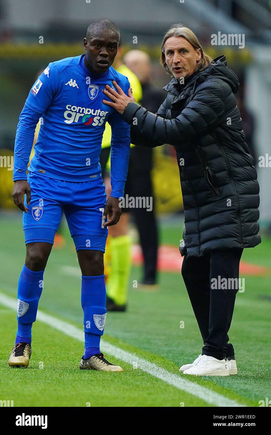 Milan, Italie. 10 mars 2024. Davide Nicola (Empoli FC) avec Emmanuel Gyasi (Empoli FC) ; lors du match de Serie A entre l'AC Milan et Empoli au stade San Siro de Milan, dans le nord de l'Italie - dimanche 10 mars 2024. Sport - Soccer . (Photo de Spada/LaPresse) crédit : LaPresse/Alamy Live News Banque D'Images