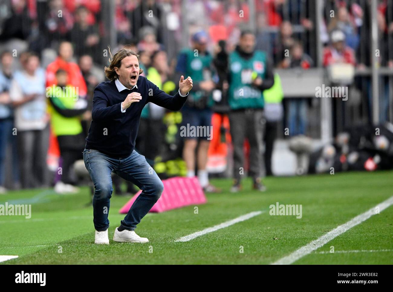 Entraîneur Bo Henriksen 1. FSV Mainz 05, déçu, geste, geste, Allianz Arena, Munich, Bayern, Allemagne Banque D'Images