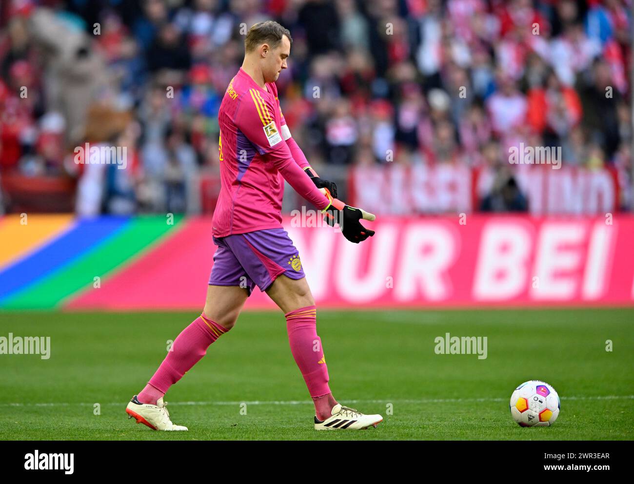Maillot de foot bayern Banque de photographies et d images a haute resolution Alamy
