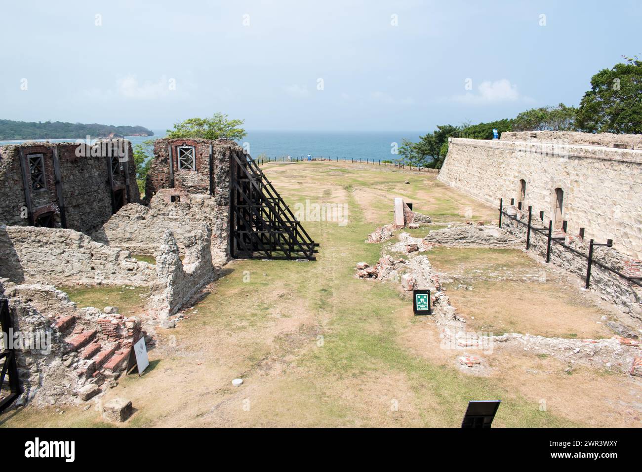 Installations du Fort San Lorenzo, après restauration du site. Banque D'Images