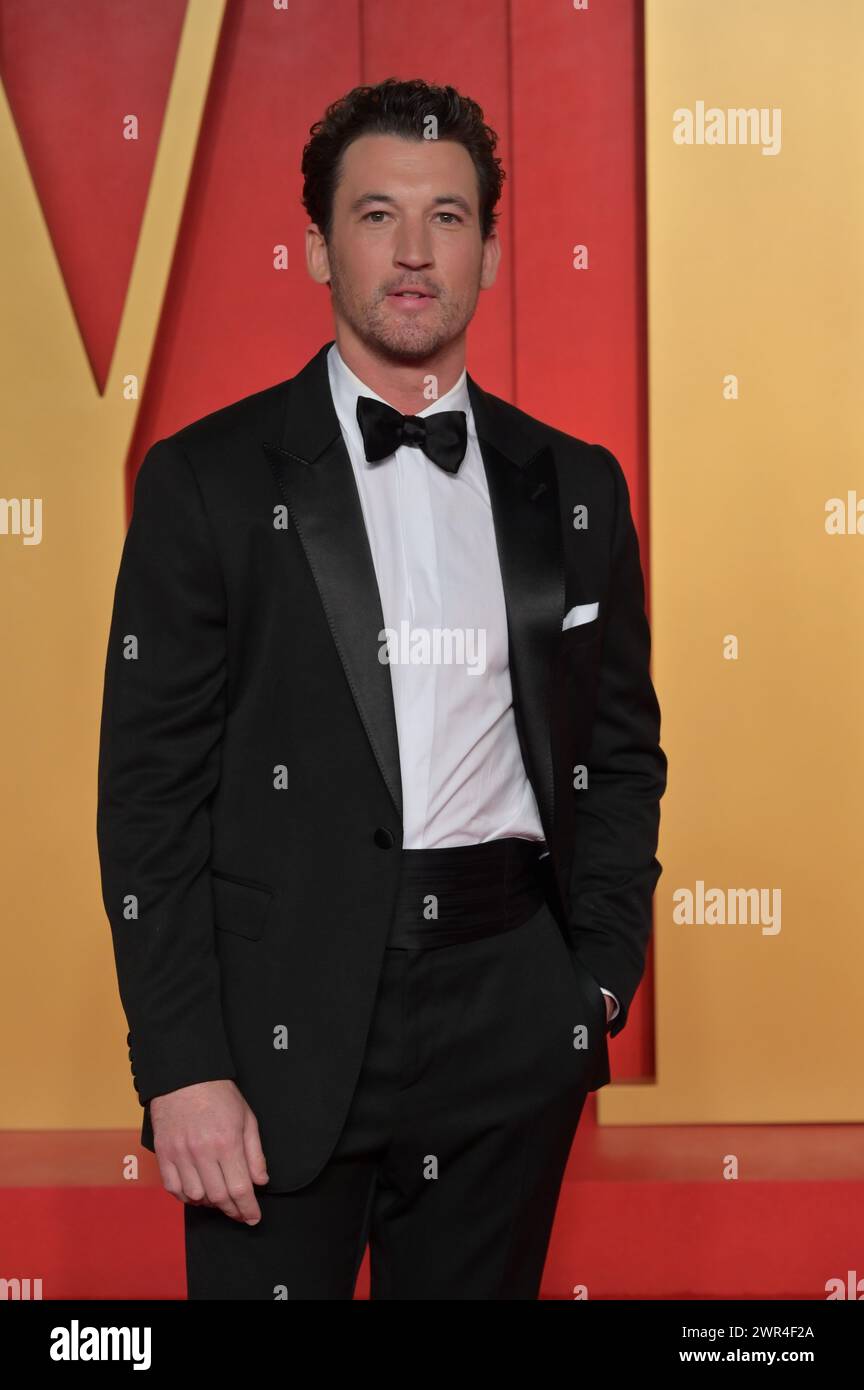 Los Angeles, États-Unis. 10 mars 2024. LOS ANGELES, ÉTATS-UNIS. 10 mars 2024 : Miles Teller à la 30e Vanity Fair Oscar Party. Crédit photo : Paul Smith/Alamy Live News Banque D'Images