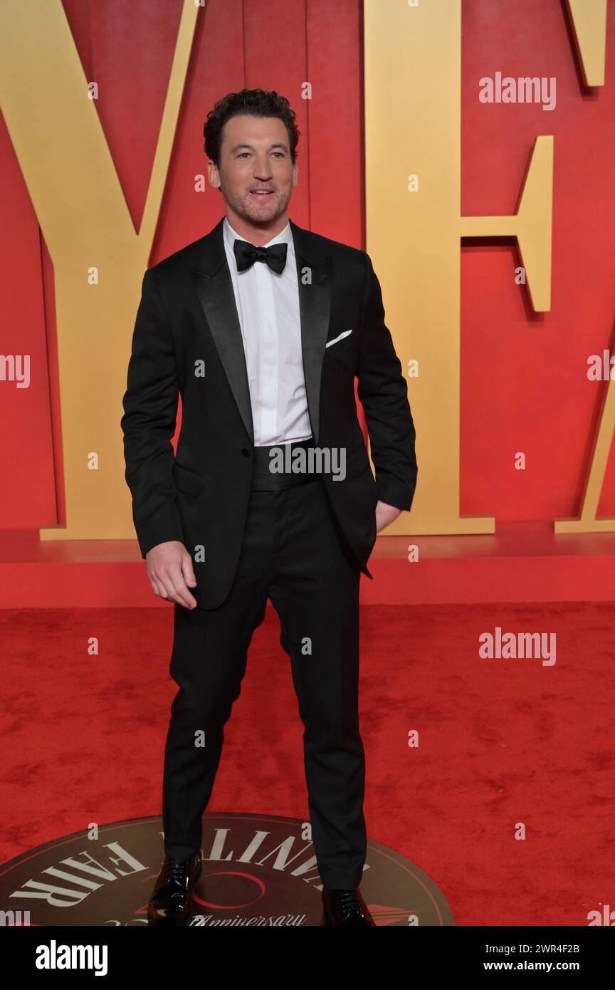 Los Angeles, États-Unis. 10 mars 2024. LOS ANGELES, ÉTATS-UNIS. 10 mars 2024 : Miles Teller à la 30e Vanity Fair Oscar Party. Crédit photo : Paul Smith/Alamy Live News Banque D'Images