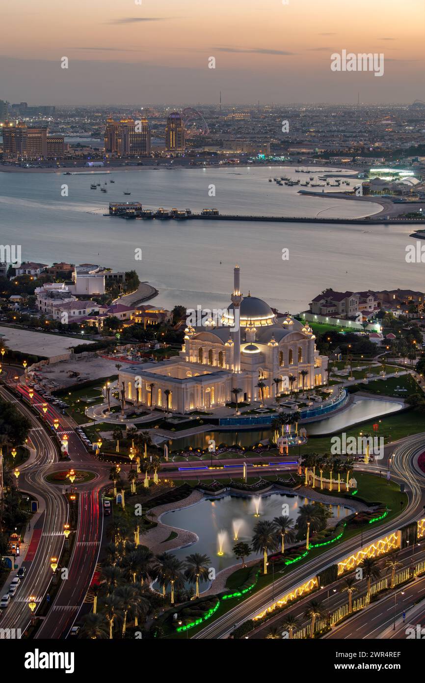 La mosquée Hamad bin Jassim nouvellement ouverte | L'île des perles Banque D'Images