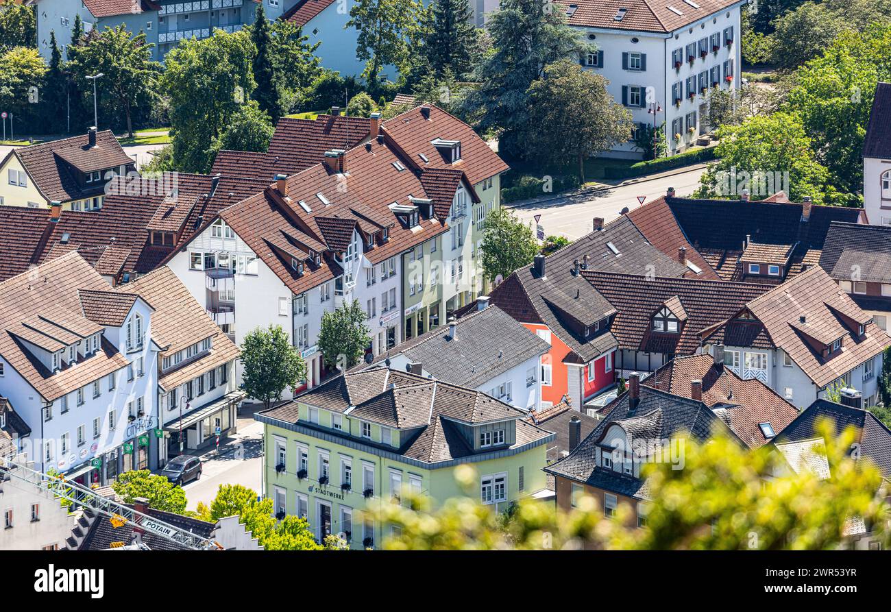 Blick auf den Eingang der Altstadt von Tiengen à Süddeutschland. (Waldshut-Tiengen, Allemagne, 30.07.2023) Banque D'Images