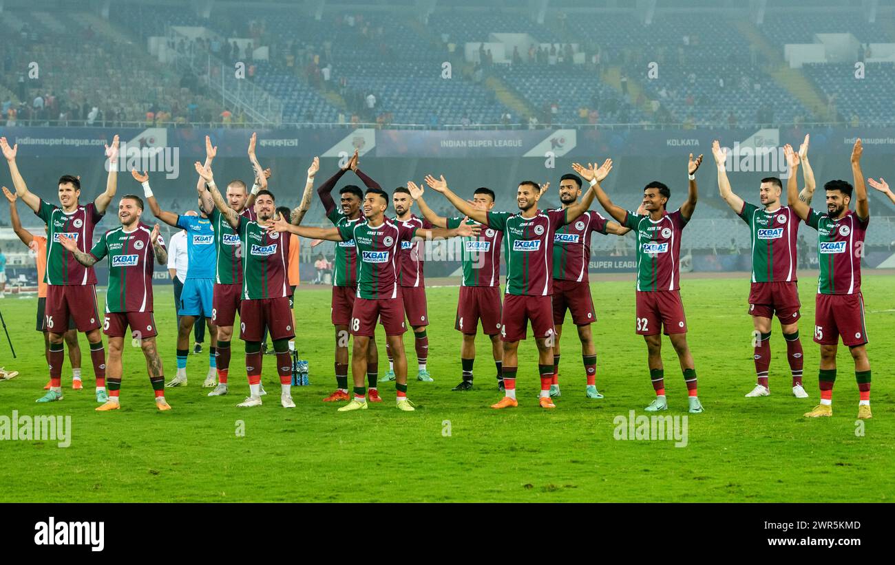 Mohunbagan Super Giant (MBSG) bat le club de football du Bengale oriental (EBFC) en ISL (Indian Super League-2024) par 3-1 au stade Salt Lake. Jason Cummings, Liston Colaço et Dimitrios Petratos ont marqué pour MBSG tandis que Saúl Crespo a réduit la marge pour EBFC. (Photo par Amlan Biswas/Pacific Press) Banque D'Images