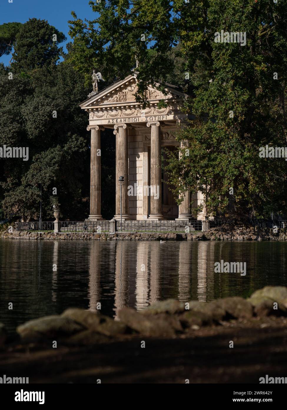Une vue panoramique sur le temple d'Asclépius à Villa Borghese, Rome Banque D'Images