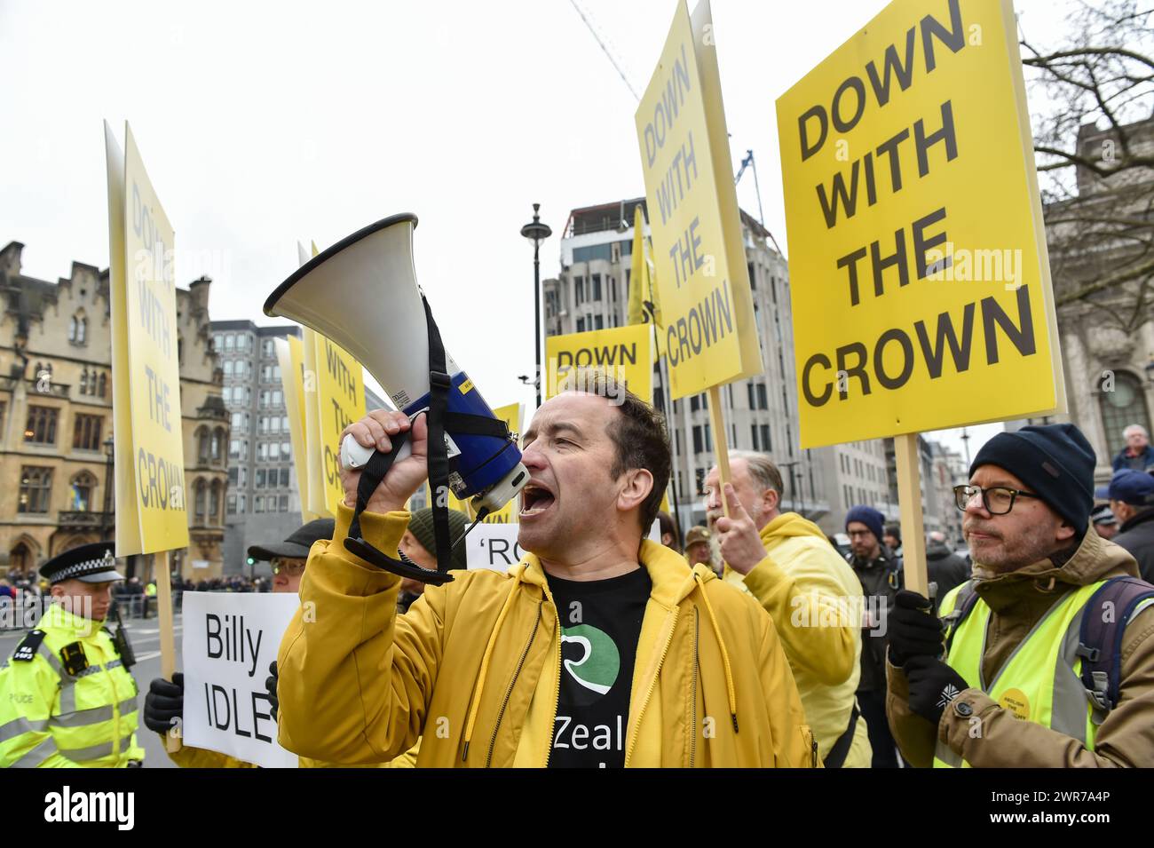 Londres, Angleterre, Royaume-Uni. 11 mars 2024. GRAHAM SMITH, chef du groupe de pression anti-monarchique britannique Republic, participe à la manifestation. Le groupe anti-monarchique Republic a organisé une manifestation devant l'abbaye de Westminster pour le service du Commonwealth Day. (Crédit image : © Thomas Krych/ZUMA Press Wire) USAGE ÉDITORIAL SEULEMENT! Non destiné à UN USAGE commercial ! Banque D'Images