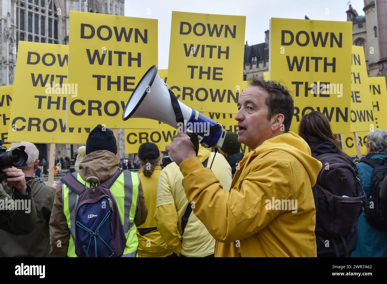Londres, Angleterre, Royaume-Uni. 11 mars 2024. GRAHAM SMITH, chef du groupe de pression anti-monarchique britannique Republic, participe à la manifestation. Le groupe anti-monarchique Republic a organisé une manifestation devant l'abbaye de Westminster pour le service du Commonwealth Day. (Crédit image : © Thomas Krych/ZUMA Press Wire) USAGE ÉDITORIAL SEULEMENT! Non destiné à UN USAGE commercial ! Banque D'Images