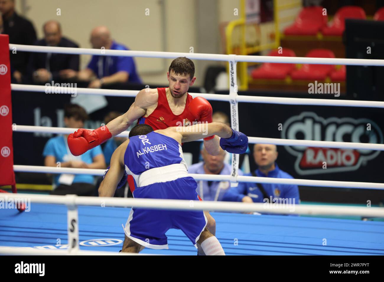 Busto Arsizio, Lombardie, Italie. 11 mars 2024. PARASCHIV ALEXANDRU lors de la finale -Boxing Road to Paris 2024-, E-Work Arena, Busto Arsizio. (Crédit image : © Mattia Martegani/ZUMA Press Wire) USAGE ÉDITORIAL SEULEMENT! Non destiné à UN USAGE commercial ! Banque D'Images