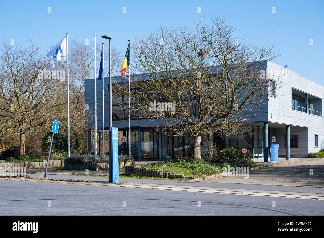 Zellik, Brabant flamand, Belgique 8 mars 2024 - Siège de la société HSH Finills, au service de l'industrie aérospatiale Banque D'Images