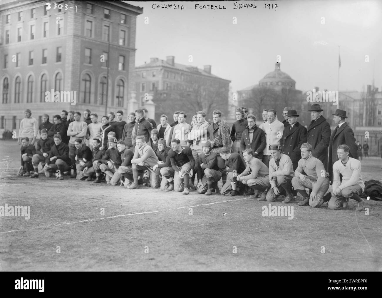 Équipes de football Columbia, 1914, 1914., négatifs en verre, 1 négatif : verre Banque D'Images Équipes de football Columbia, 1914, 1914., négatifs en verre, 1 négatif : verre Banque D'Images