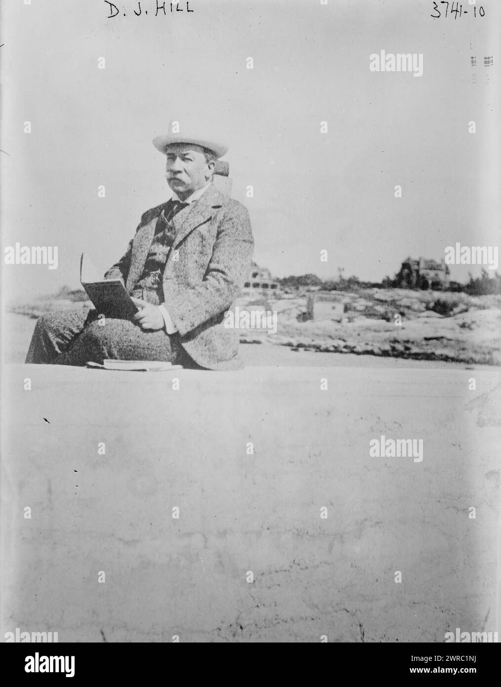 D.J. Hill, photographie montre David Jayne Hill (1850-1932), un universitaire et diplomate américain qui a été secrétaire d'État adjoint de 1898 à 1903., entre CA. 1915 et env. 1920, négatifs en verre, 1 négatif : verre Banque D'Images