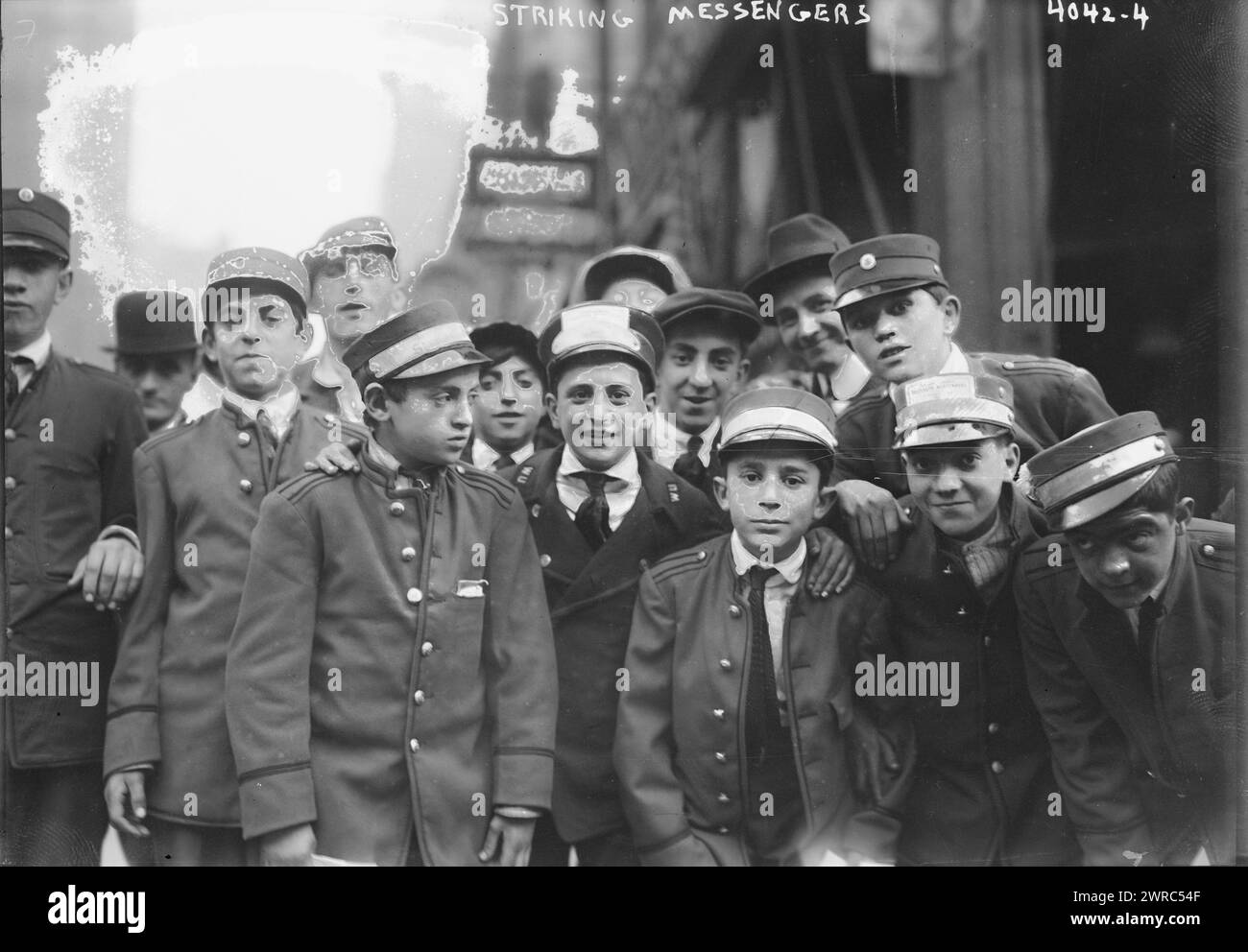 Messagers en grève, entre env. 1915 et env. 1920, négatifs en verre, 1 négatif : verre Banque D'Images