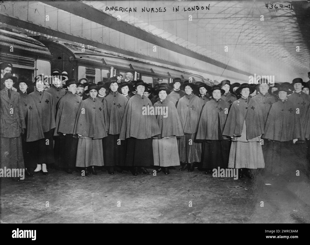 Infirmières américaines à Londres, entre CA. 1915 et env. 1920, Londres, négatifs en verre, 1 négatif : verre Banque D'Images